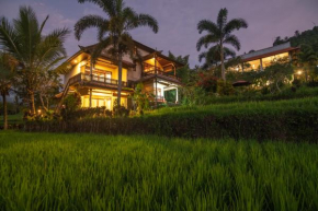  Lesong Hotel and Restaurant  Munduk
